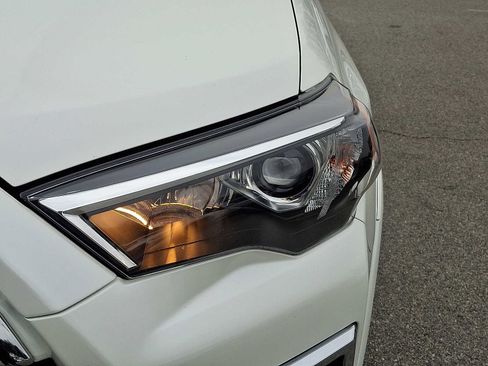 Certified 2022 Toyota 4Runner Limited image 12