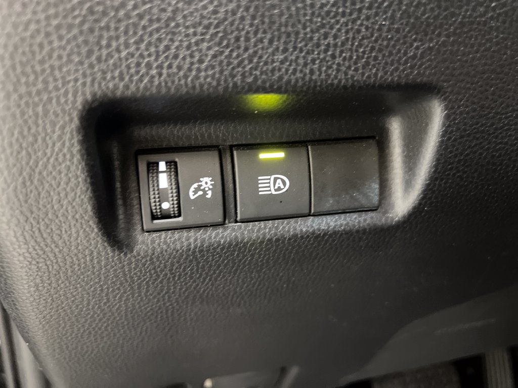 Used 2024 Toyota RAV4 Adventure AWD/4WD image 45