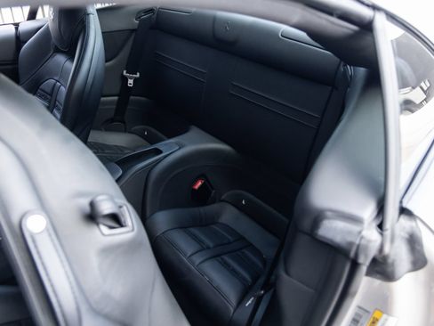 Used 2015 Ferrari California T RWD image 35