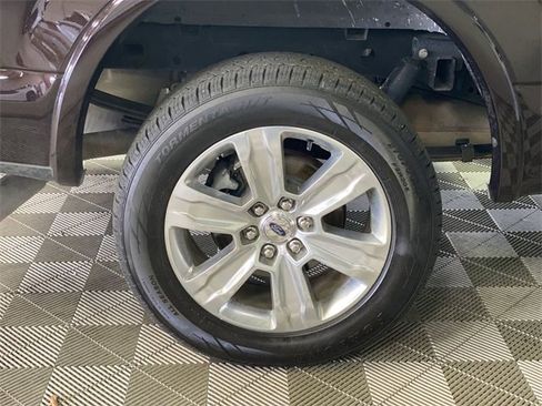 Used 2019 Ford F150 Platinum image 18