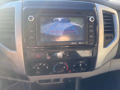 Used 2014 Toyota Tacoma 2WD Double Cab w/ SR5 Package image 20