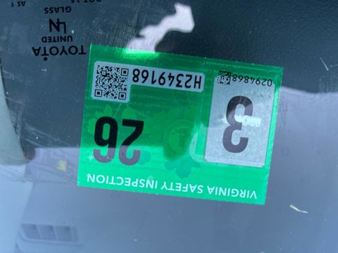 Used 2010 Toyota Corolla LE image 29