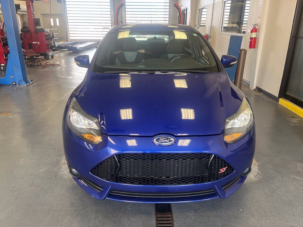 Used 2013 Ford Focus ST FWD image 8