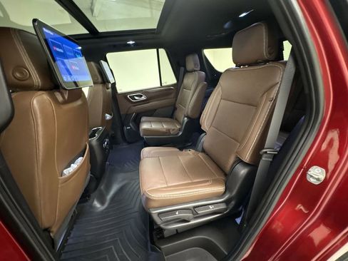 Used 2023 Chevrolet Tahoe High Country w/ Advanced Technology Package RWD image 26