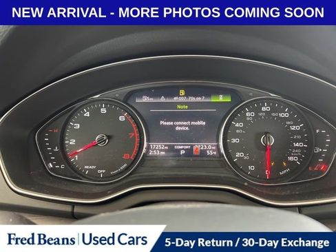 Used 2023 Audi Q5 2.0T Premium w/ Convenience Package image 11