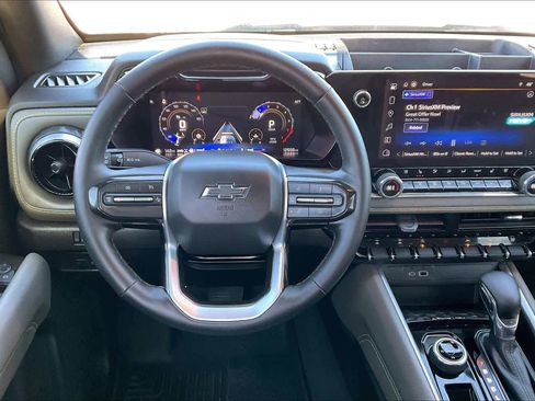 Used 2024 Chevrolet Colorado ZR2 w/ ZR2 Convenience Package III image 7