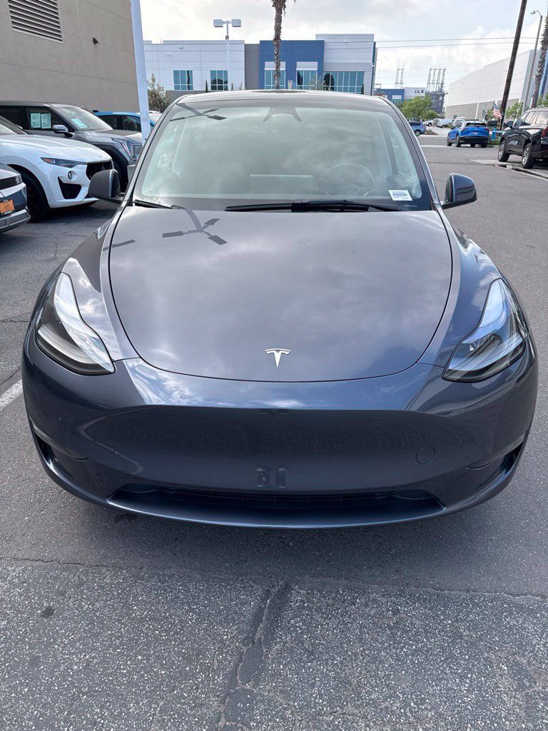 Used 2023 Tesla Model Y Long Range AWD/4WD image 9