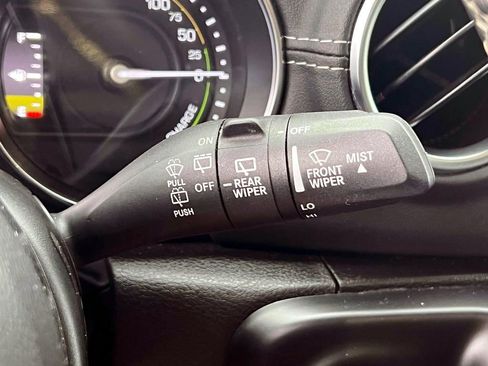 Used 2022 Jeep Wrangler Unlimited Sahara w/ Cold Weather Group image 21