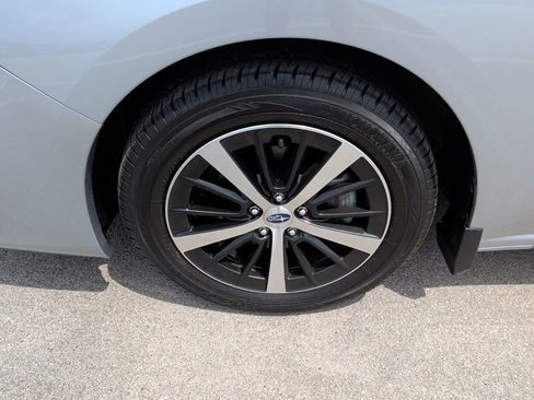 Used 2019 Subaru Impreza 2.0i Premium image 40