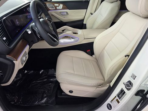 Certified 2024 Mercedes-Benz GLE 450 4MATIC image 9