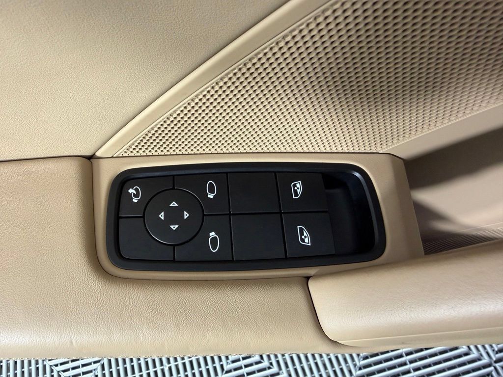Certified 2023 Porsche 911 Carrera 4S AWD/4WD image 19