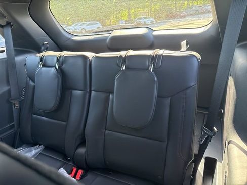 New 2026 Ford Explorer ST-Line RWD image 19
