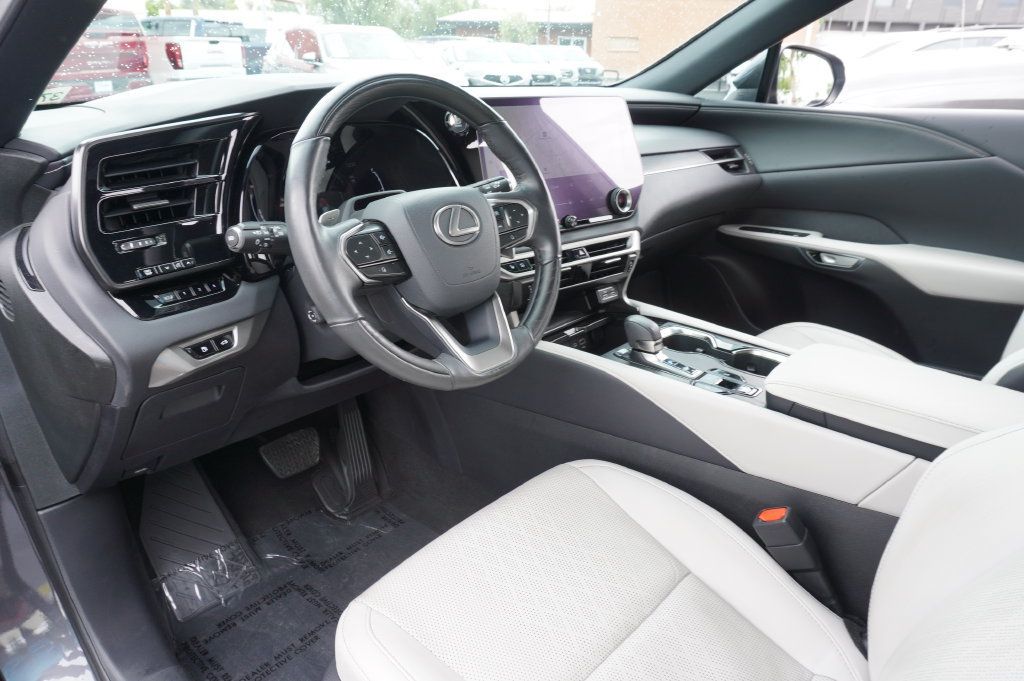 Used 2024 Lexus RX 350 Premium Plus w/ Convenience Package FWD image 17