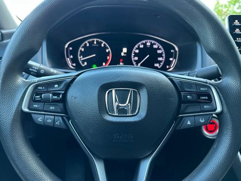 Used 2022 Honda Accord LX image 23