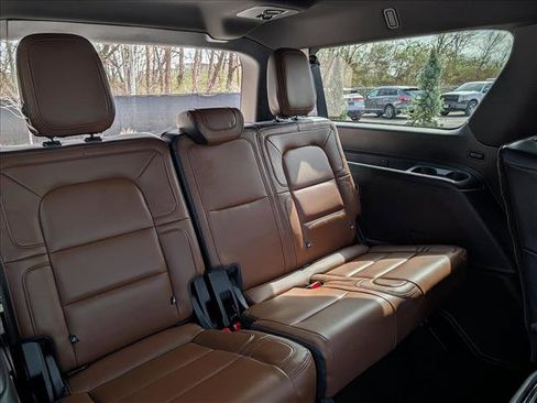 Used 2024 Lincoln Navigator L Reserve AWD/4WD image 21