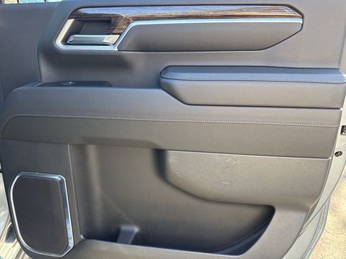 Used 2024 GMC Sierra 3500 SLE w/ SLE Convenience Package image 27