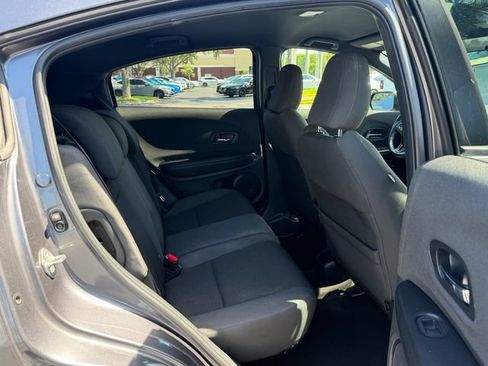 Used 2021 Honda HR-V Sport image 16