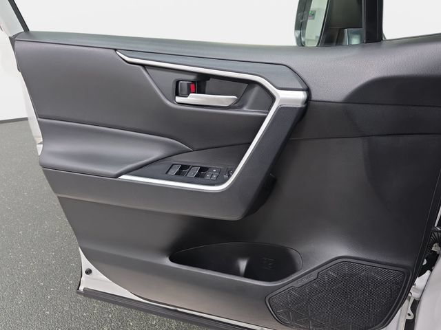 Certified 2025 Toyota RAV4 XLE AWD/4WD image 23