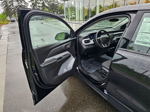 New 2027 Chevrolet Bolt LT w/ Comfort Package FWD image 18