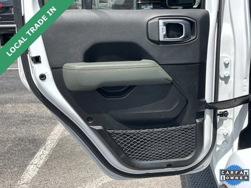 Used 2024 Jeep Wrangler High Altitude AWD/4WD image 18