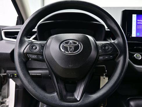 Used 2024 Toyota Corolla LE FWD image 21