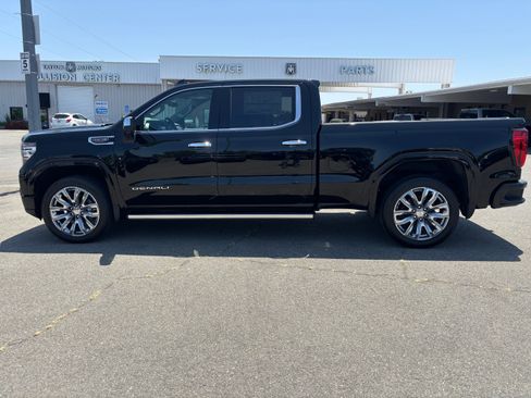 New 2025 GMC Sierra 1500 Denali w/ Denali Reserve Package image 8