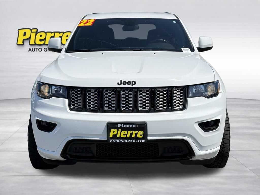 Used 2022 Jeep Grand Cherokee Laredo X AWD/4WD image 5