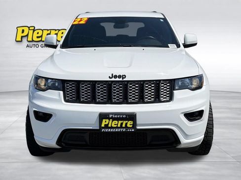 Used 2022 Jeep Grand Cherokee Laredo X AWD/4WD image 5