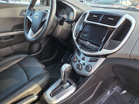 Used 2020 Chevrolet Sonic Premier image 16