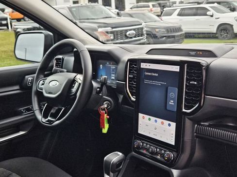 Used 2025 Ford Ranger XLT w/ Equipment Group 301A High image 27