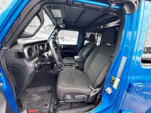 Used 2021 Jeep Wrangler Unlimited Sport image 23