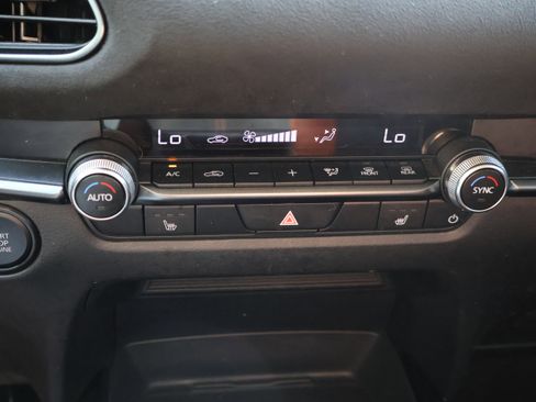 Used 2024 MAZDA CX-30 Carbon image 28