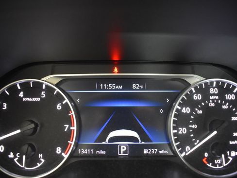 Certified 2023 Nissan Sentra SV FWD image 27