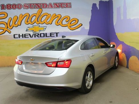 Used 2019 Chevrolet Malibu LS FWD image 8