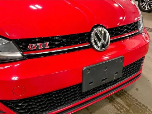 Used 2020 Volkswagen Golf 4-Door FWD image 30