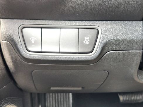 Certified 2024 Kia Forte LXS FWD image 23