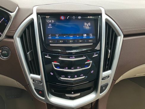 Used 2015 Cadillac SRX Luxury AWD/4WD image 19
