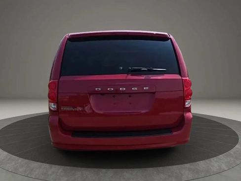 Used 2014 Dodge Grand Caravan SXT FWD image 5