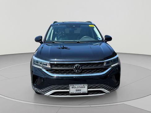 Used 2024 Volkswagen Taos SE AWD/4WD image 10