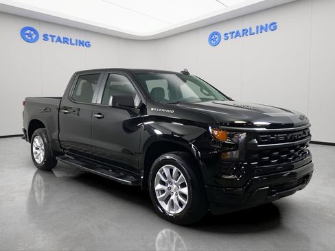 Used 2023 Chevrolet Silverado 1500 Custom RWD image 13