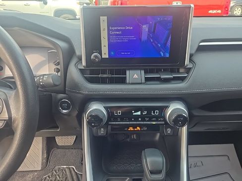 Used 2024 Toyota RAV4 XLE FWD image 8