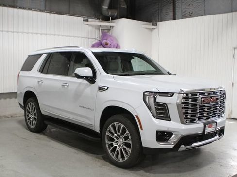 New 2026 GMC Yukon Denali w/ Advanced Technology Package AWD/4WD image 1