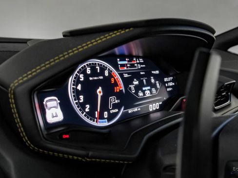 Used 2018 Lamborghini Huracan LP 580-2 image 62