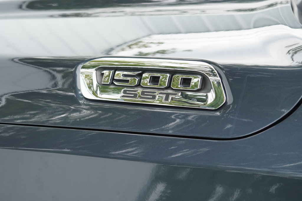 Used 2025 RAM 1500 Big Horn AWD/4WD image 10