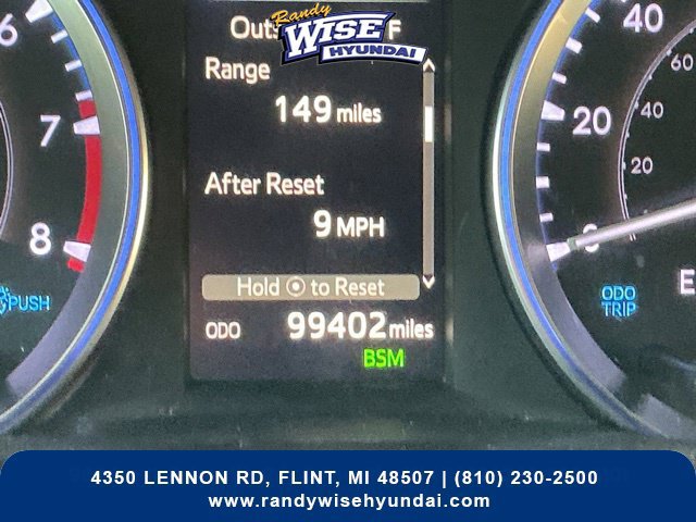 Used 2019 Toyota Highlander XLE FWD image 22