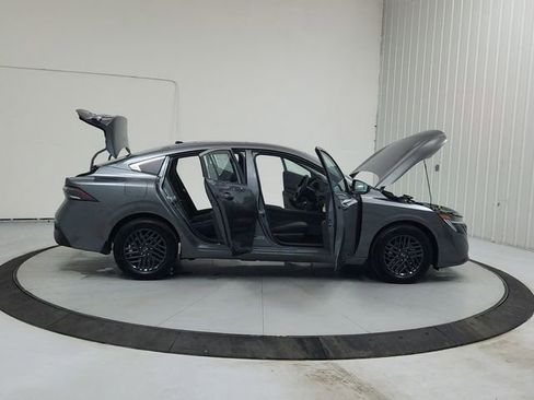 New 2026 Nissan Sentra SV w/ Floor Mat Package FWD image 16