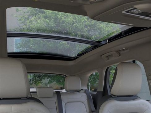 New 2026 Lincoln Corsair Grand Touring image 22