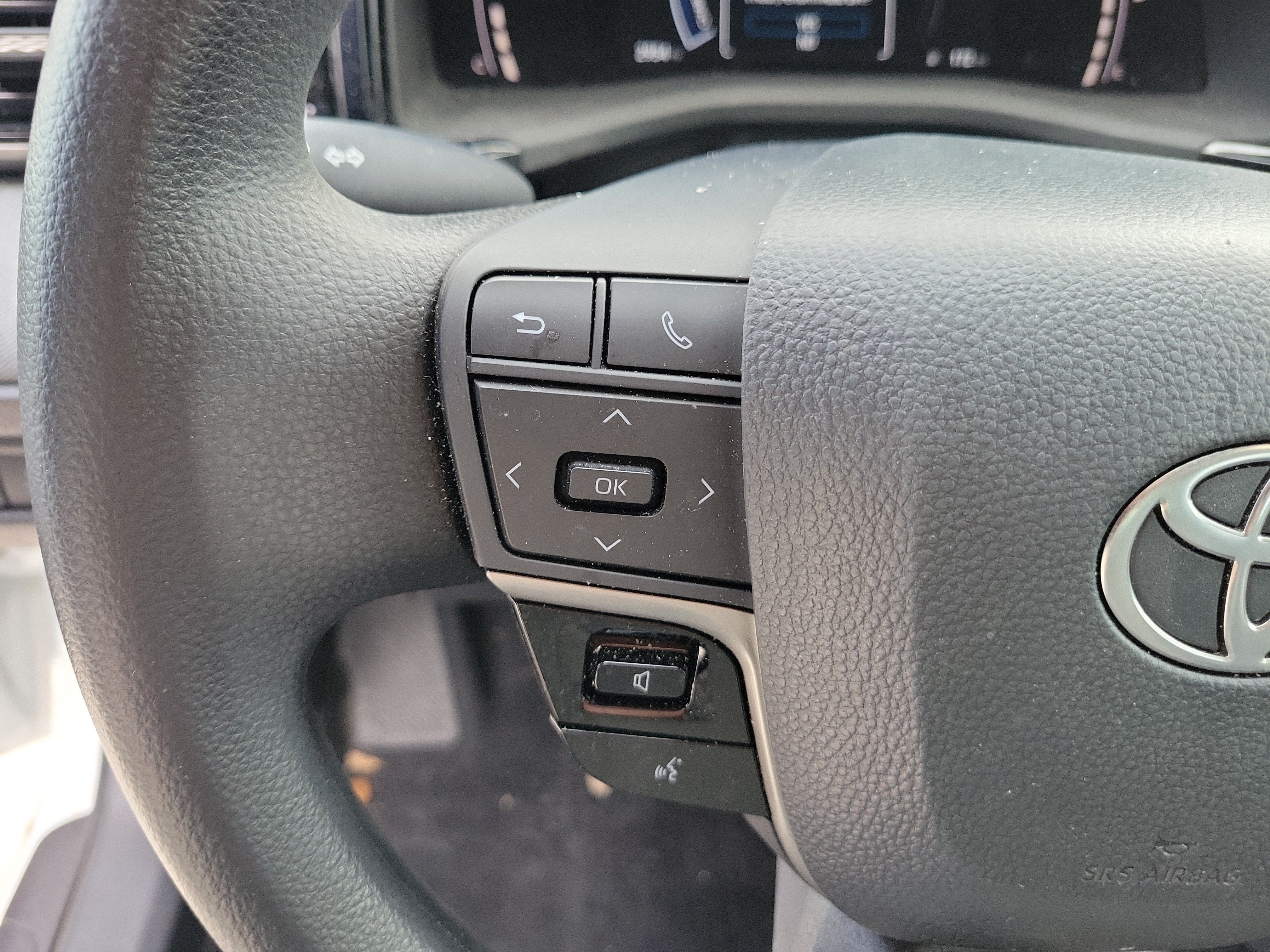 Used 2026 Toyota Camry LE FWD image 26