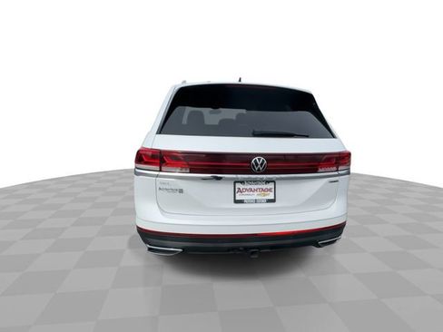 Used 2024 Volkswagen Atlas SEL AWD/4WD image 7