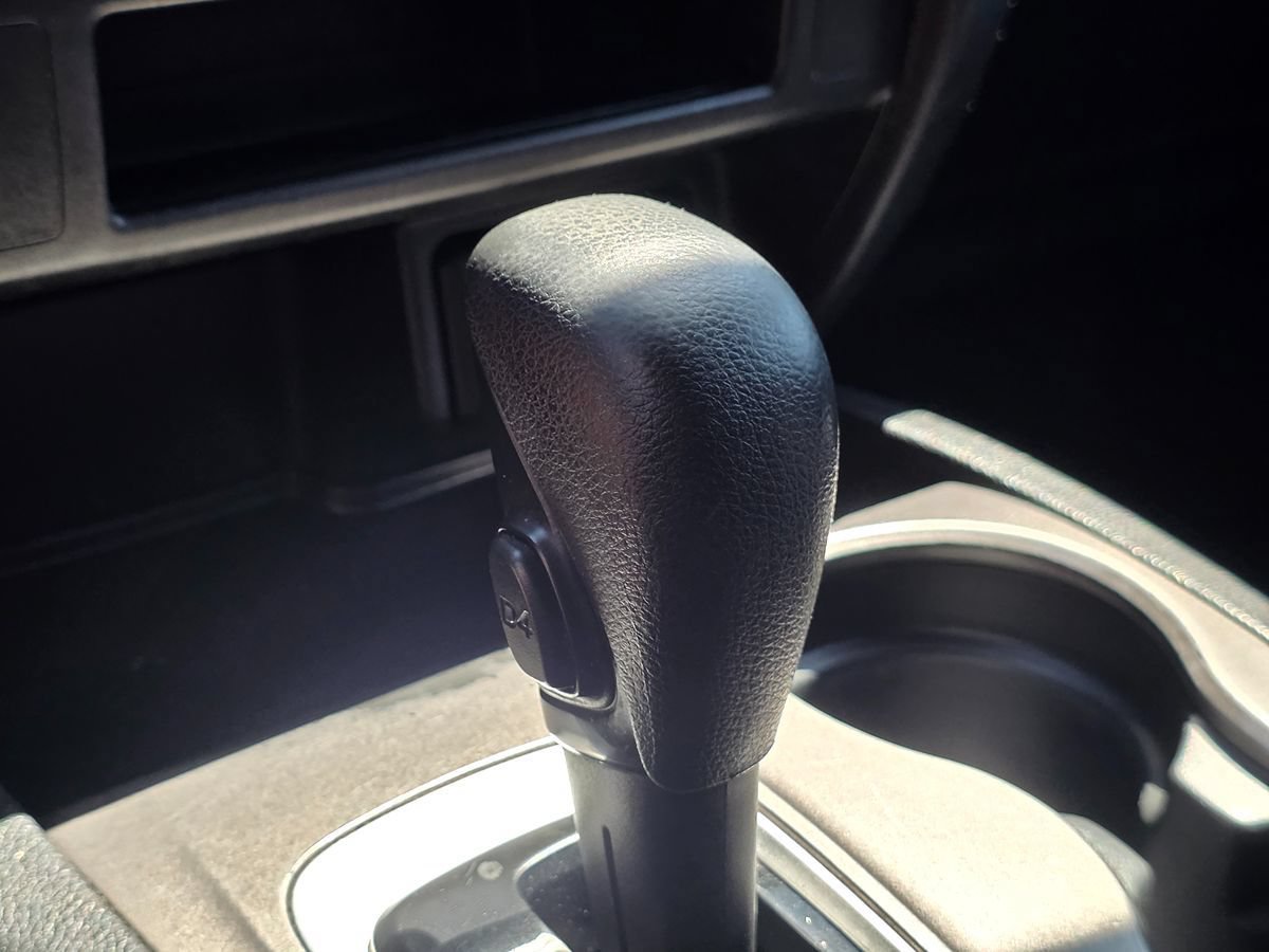 Used 2017 Honda Pilot EX image 44
